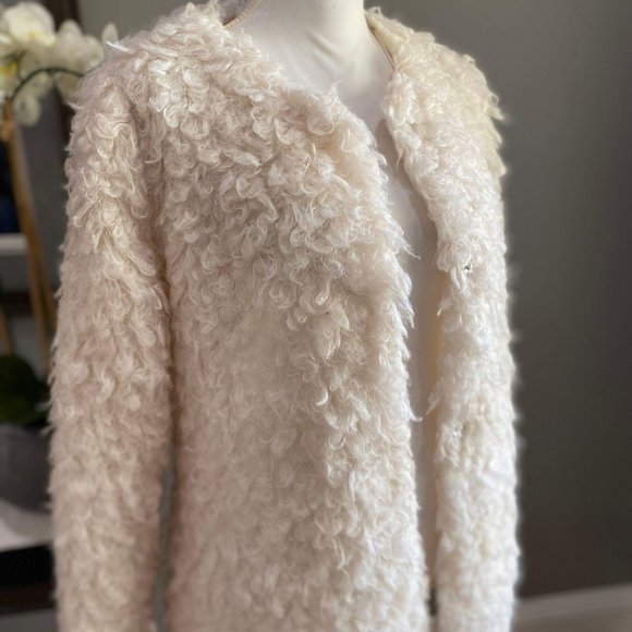 Bernardo Collection Fluffy Cream Jacket Medium - Picture 2 of 9